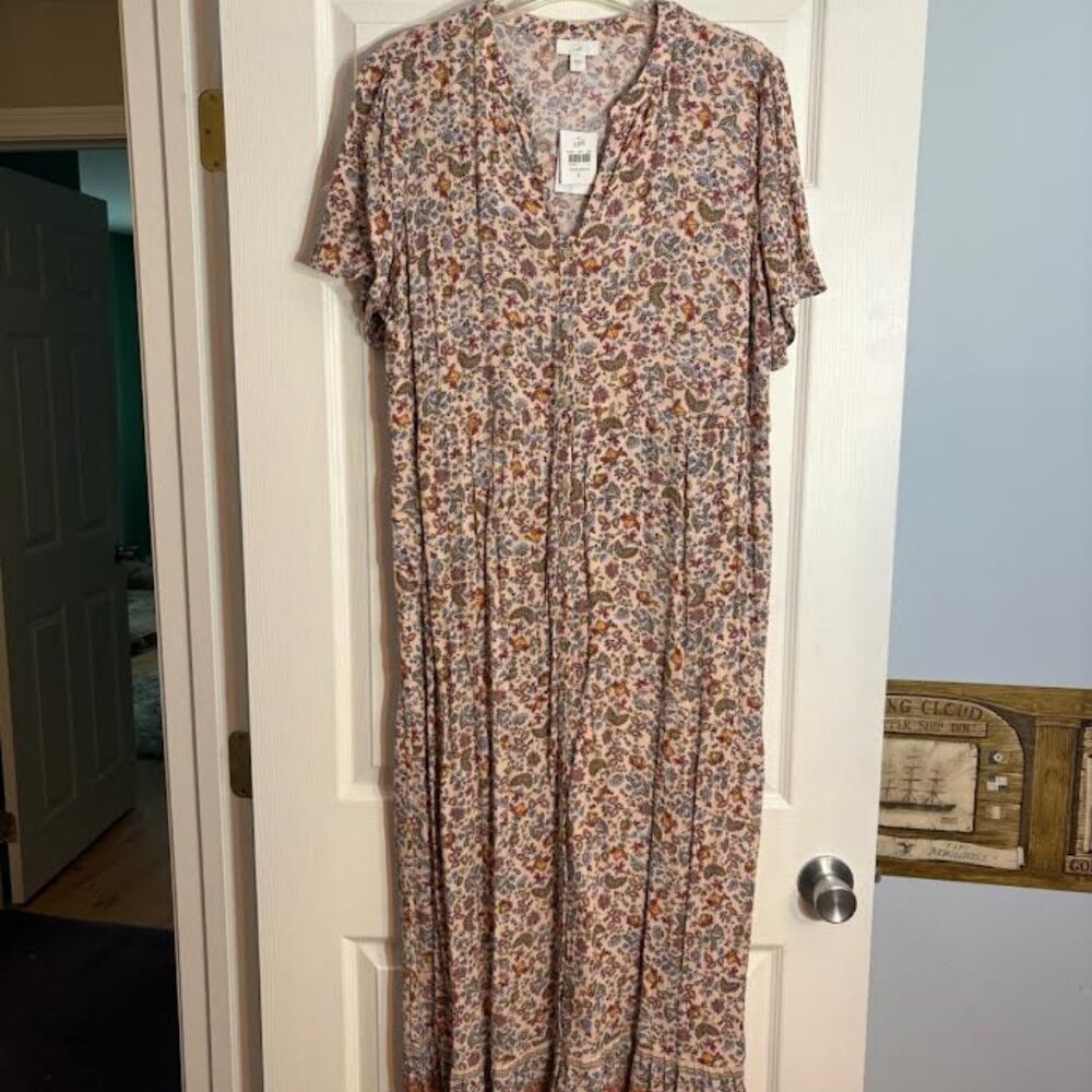 J Jill 100% rayon, pink flowered dress, 53" long, Size L, NWT